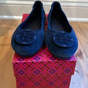 Tory Burch Minnie Travel Ballet Flats – Perfect Navy Suede, Size 6